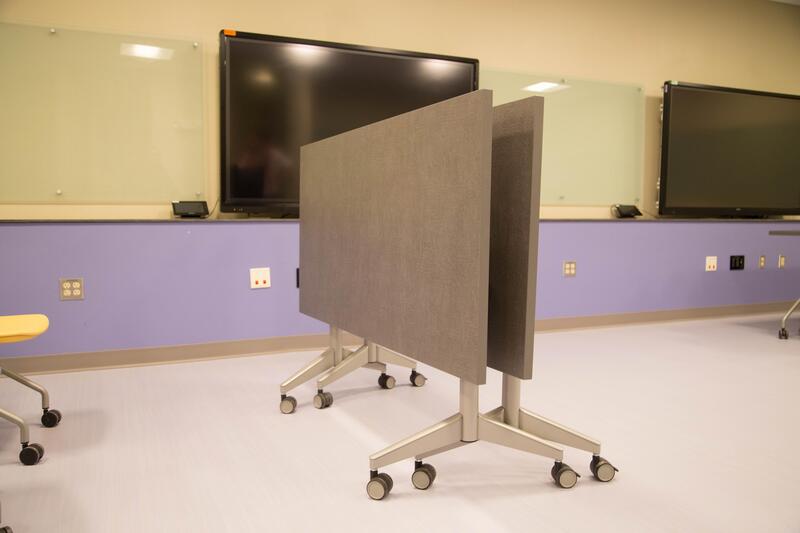 Active Learning Classroom - Furniture